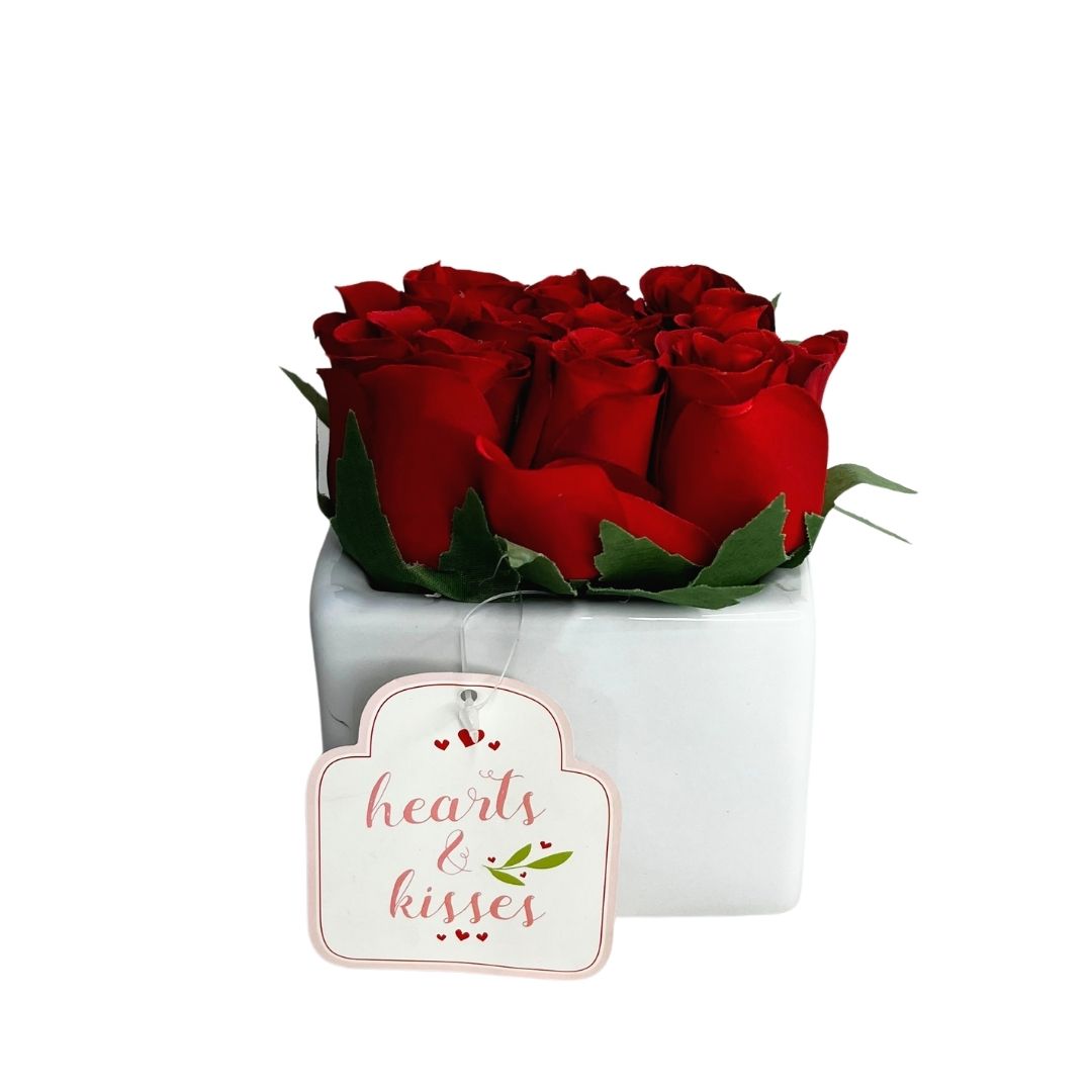Arreglo de rosas rojas