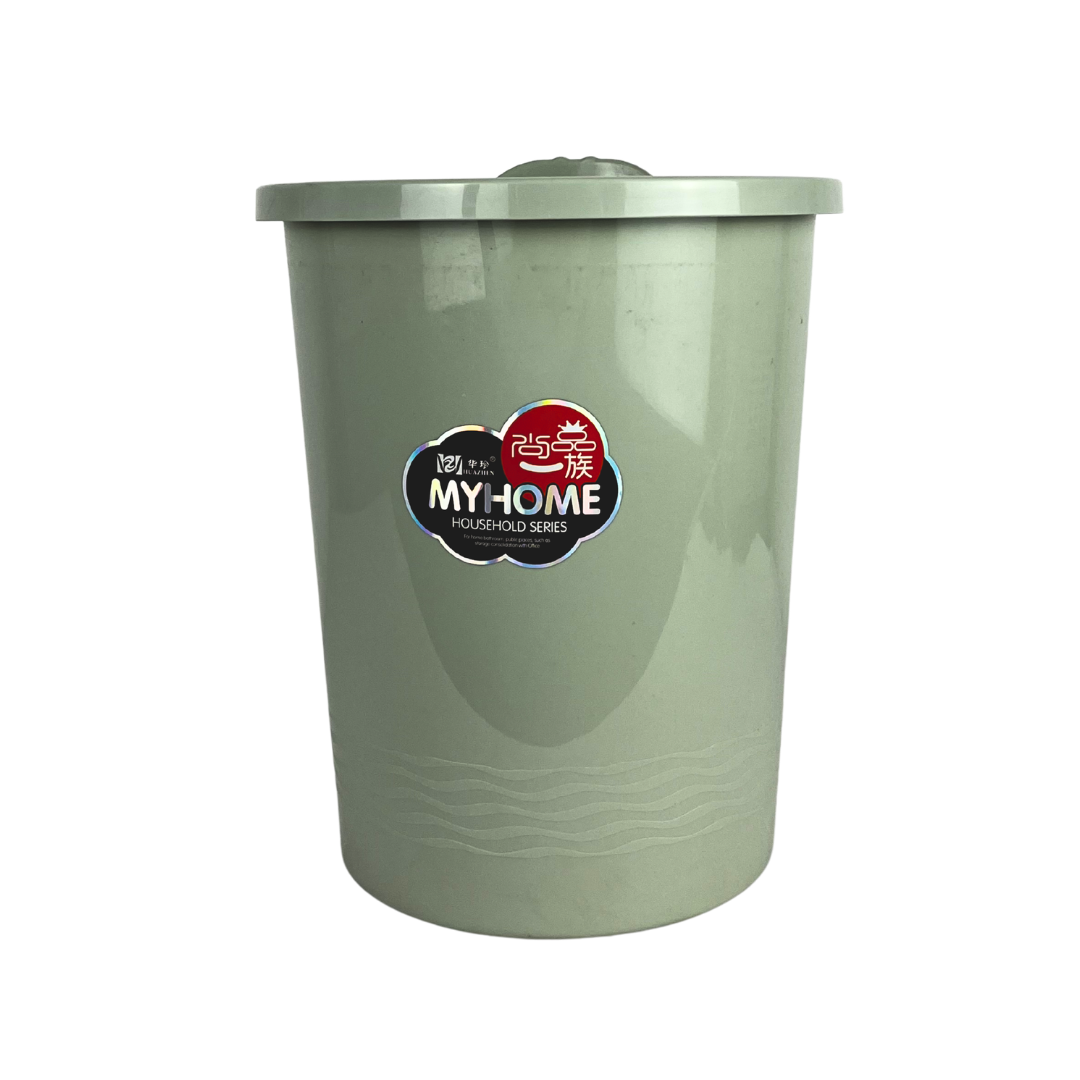 Bote de basura verde